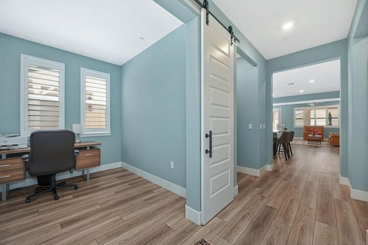 Property Photo: 330 Sunbella Street CA 95762
