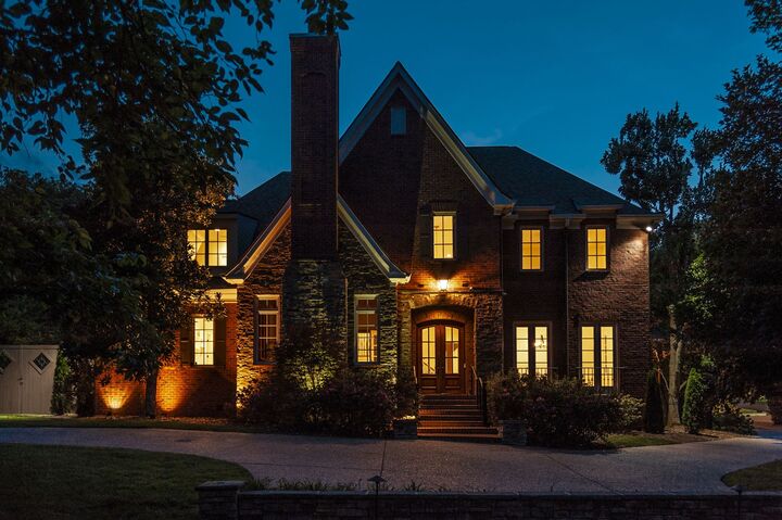 Property Photo: 4301 Wallace Ln TN 37215