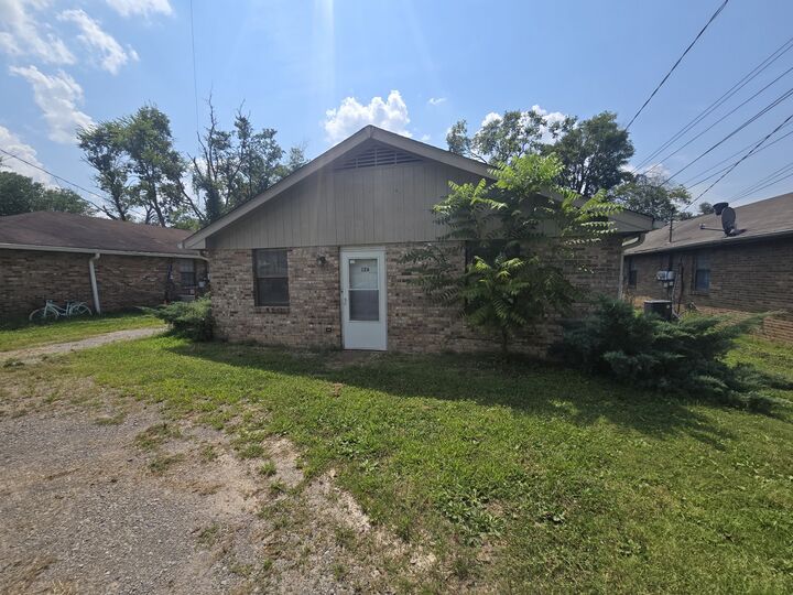Property Photo: 126 Lanier Dr TN 37115