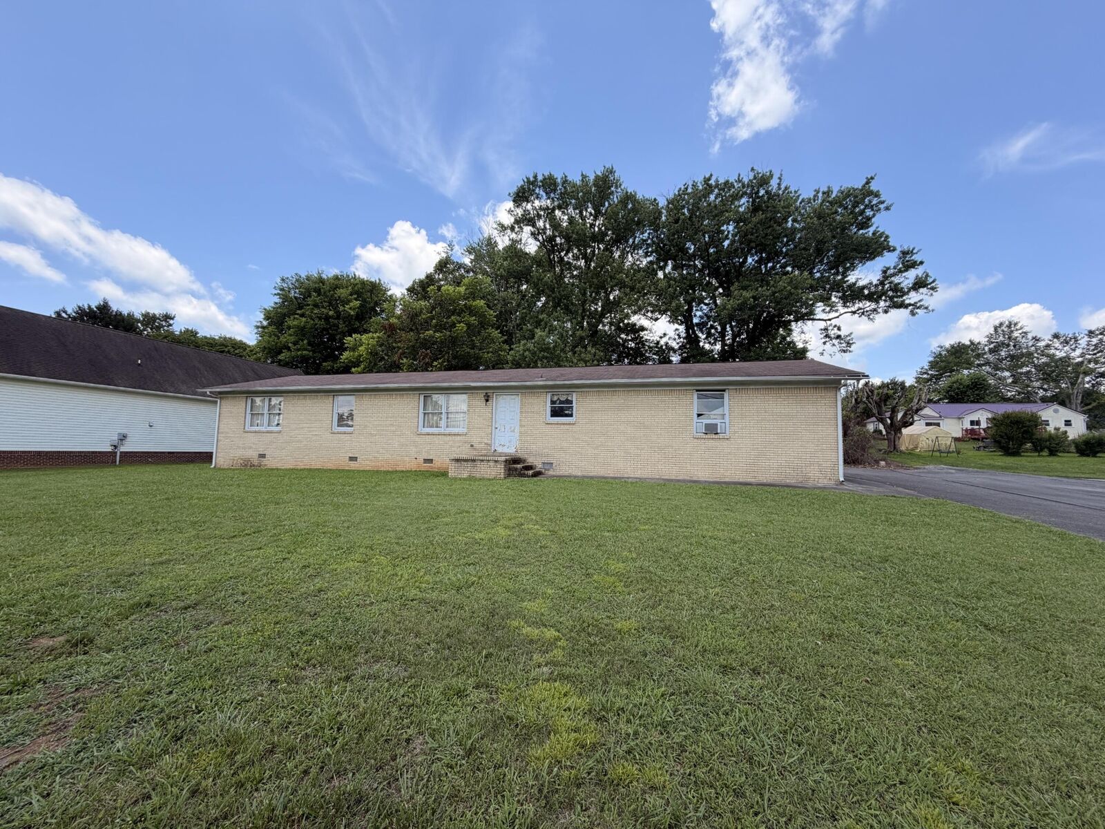 Property Photo:  301 Grove Avenue NW  TN 37311 