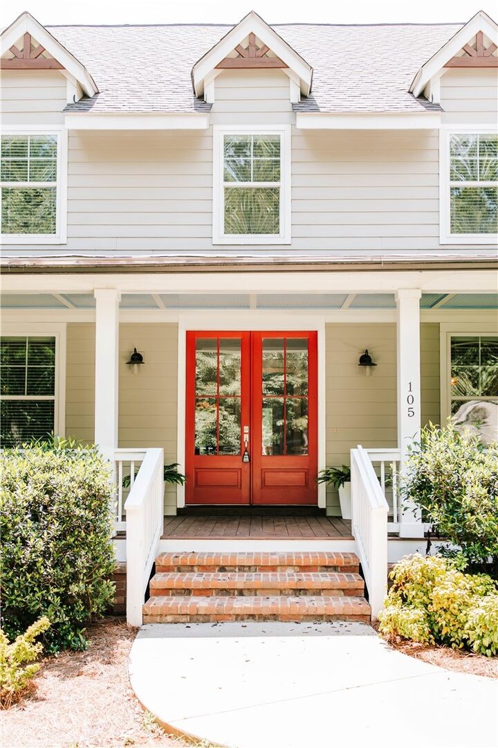 Property Photo: 105 Inverness Road GA 30606