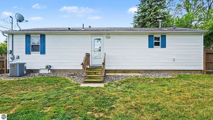 Property Photo:  110 Crane Street  MI 48801 