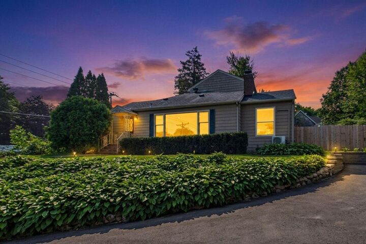Property Photo:  542 3rd Avenue  MN 55331 