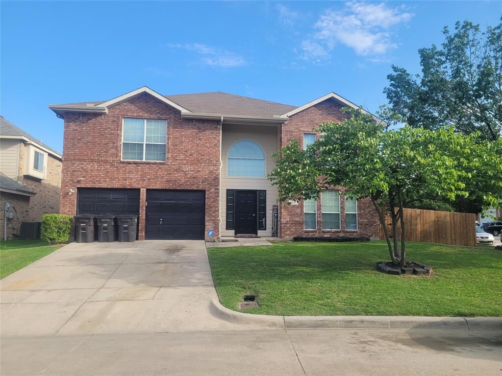 Property Photo: 6920 Danieldale Drive TX 76137