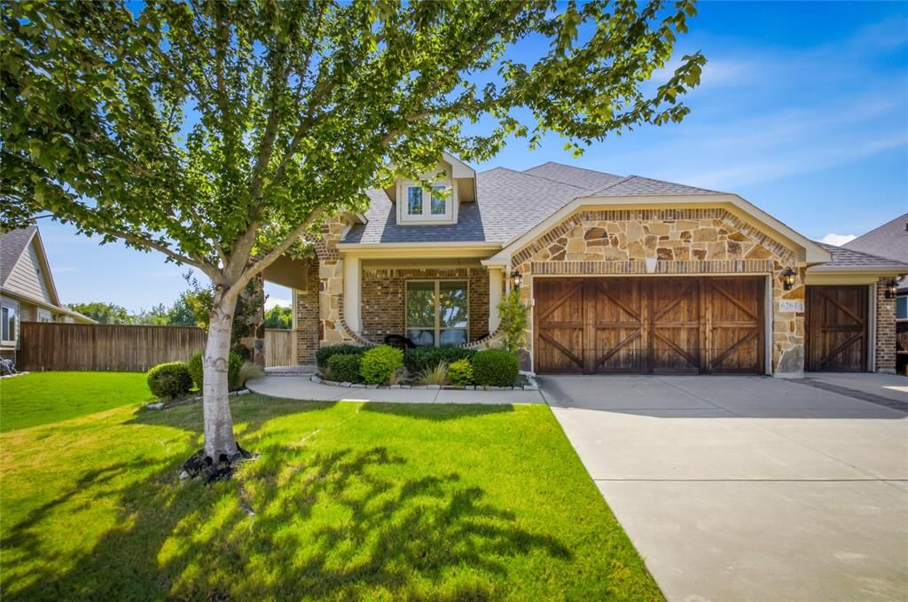 Property Photo:  6261 Beckley Drive  TX 76065 
