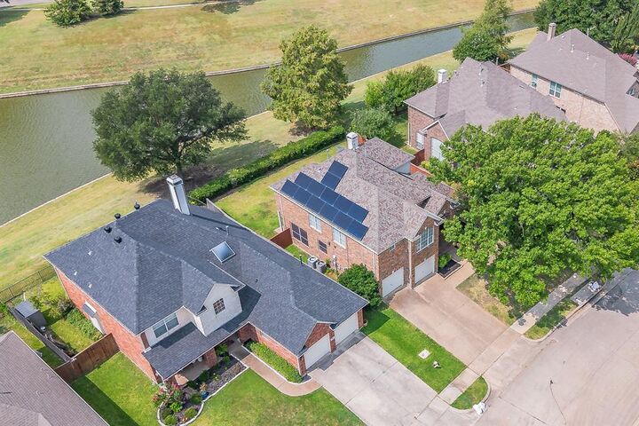 Property Photo: 10503 Waters Drive TX 75063