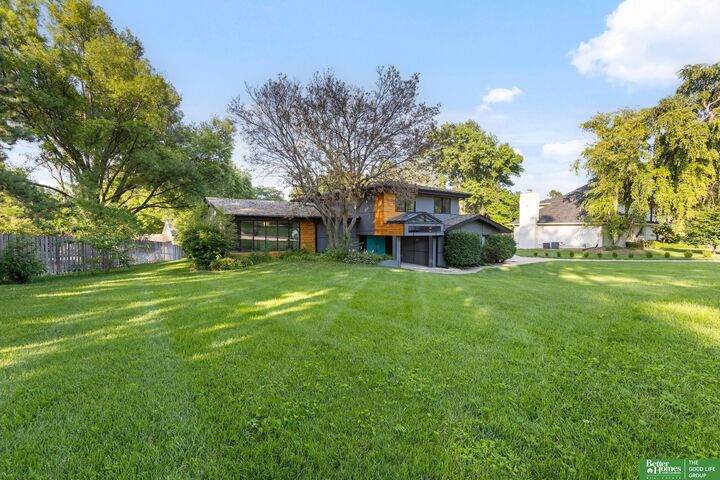 Property Photo:  12614 Harney Circle  NE 68154 