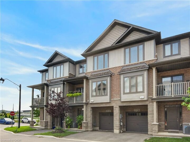 Property Photo: 27 Rachel Drive 37 ON L8E 0K6