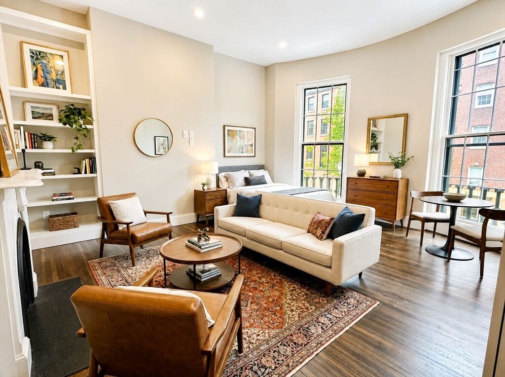 Property Photo: 107 Charles Street 201 MA 02114
