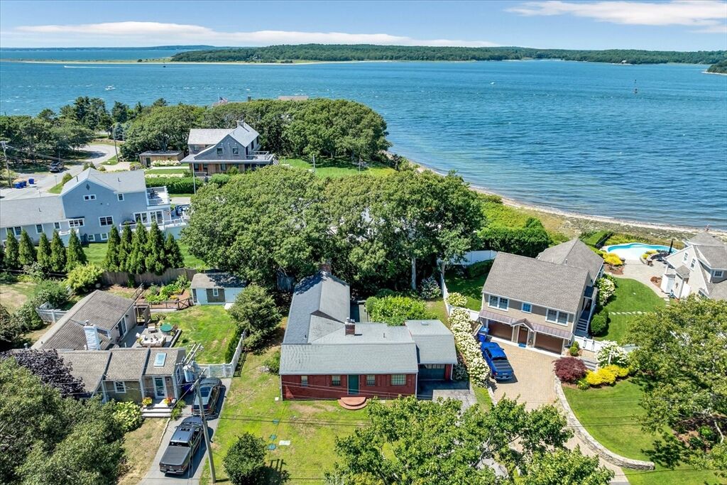 Property Photo:  46 Wianno Rd  MA 02532 