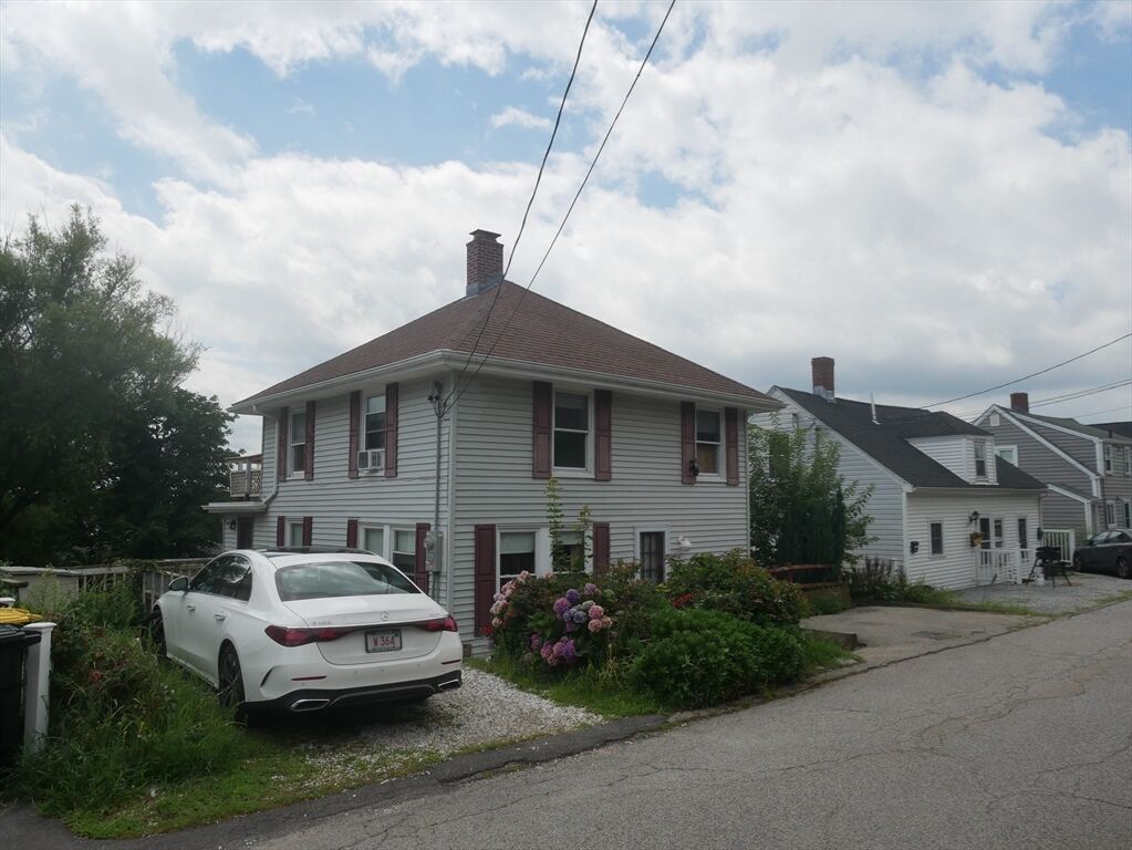 Property Photo:  16 Hillside Rd  MA 02045 