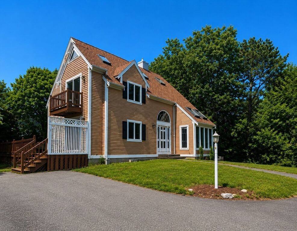 Property Photo:  131 Whippoorwill Cir  MA 02649 
