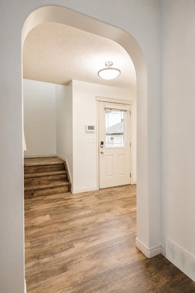 Property Photo: 8910 Willow Drive AB T8X 0C6