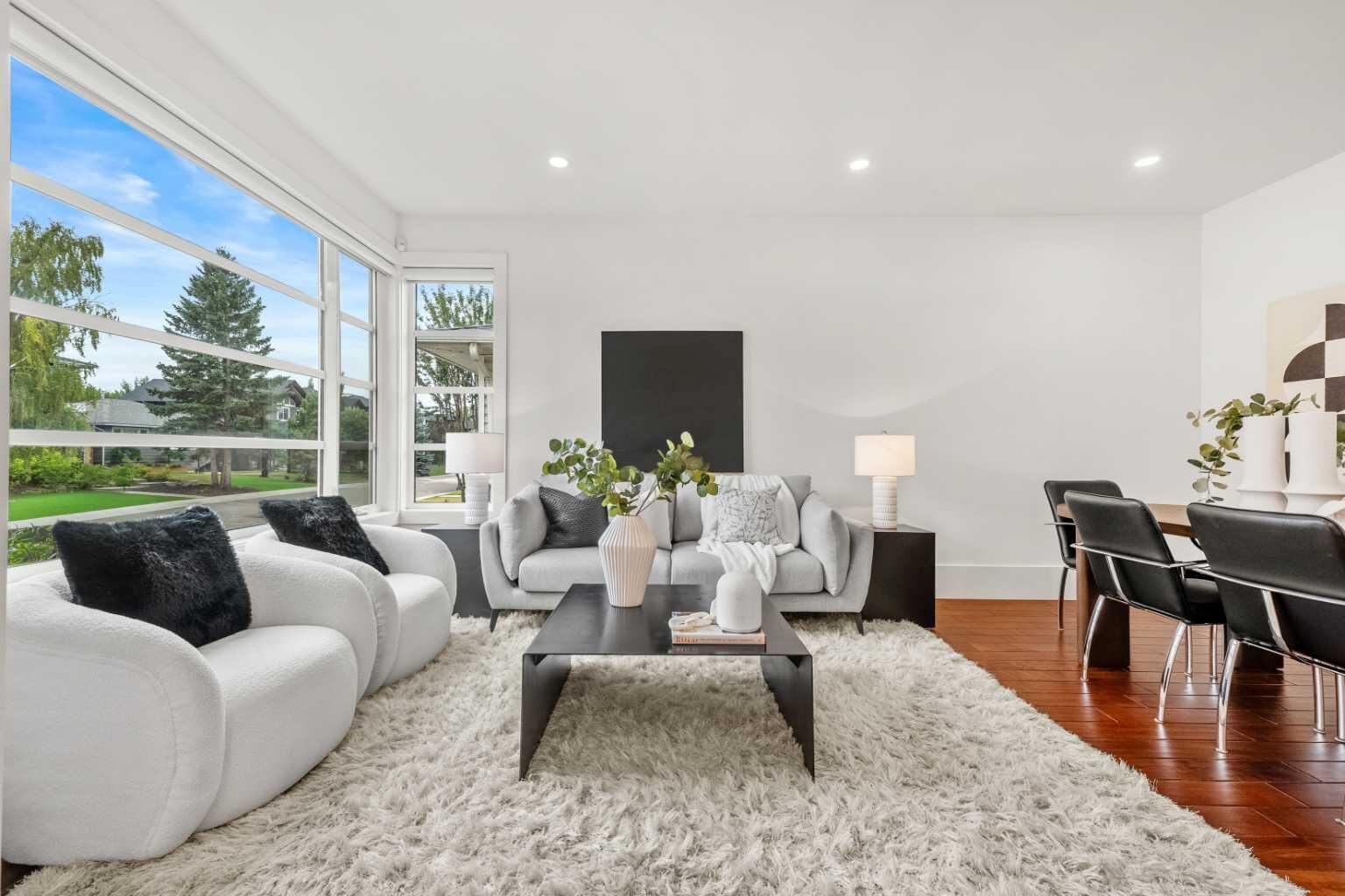 Property Photo: 2412 28 Avenue SW AB T2T 1K9