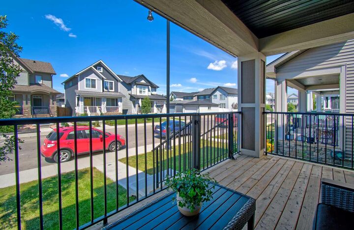 Property Photo: 261 Ellen Way AB T0M 0S0