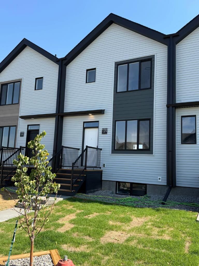 Property Photo: 1373 Abitibi Road W AB T1J 5X4