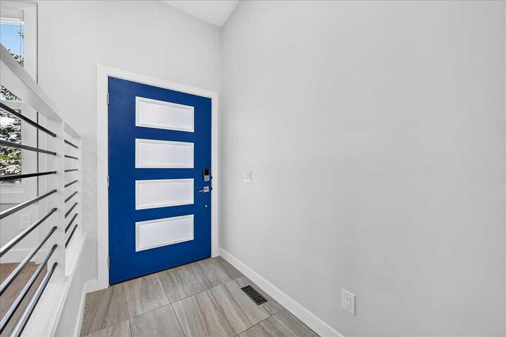 Property Photo:  55 Whitehaven Crescent NE  AB T1Y 6C4 