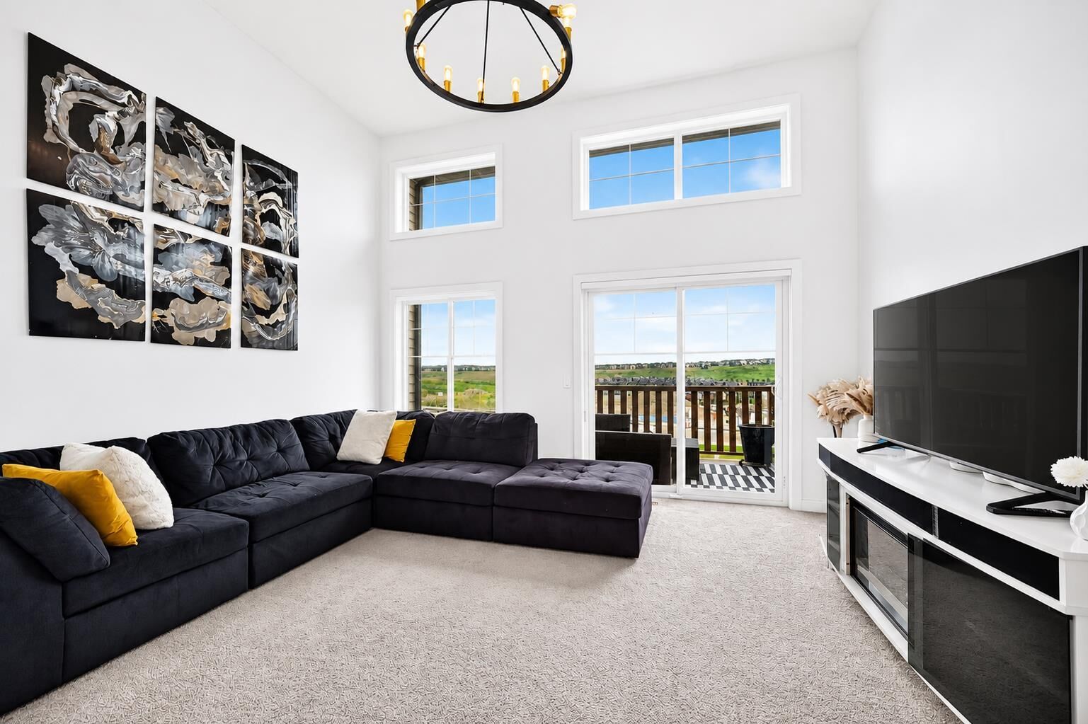 Property Photo: 512 Sage Hill Grove NW AB T3R 0Z8