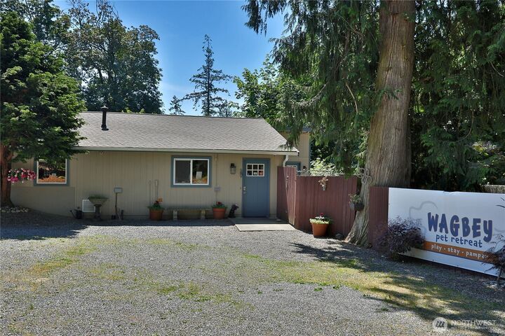 Property Photo: 6621 Sills Road WA 98236