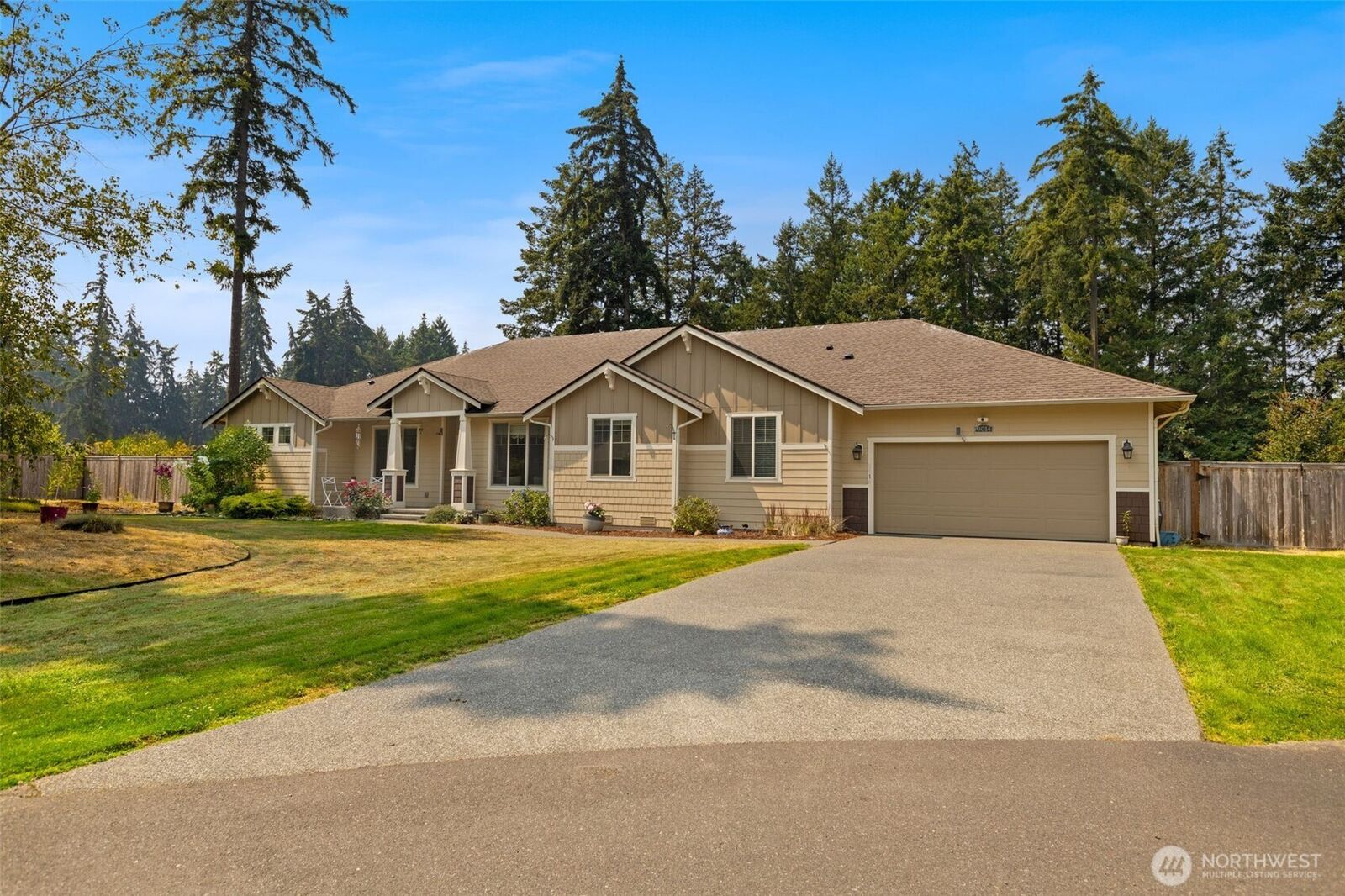 Property Photo:  9014  206th Street Court  E  WA 98338 