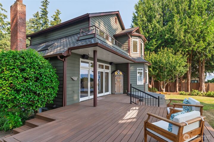 Property Photo: 4073 Erlands Point Road NW WA 98312