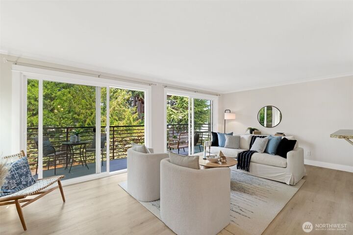 Property Photo: 2830 NW 56th Street 306 WA 98107