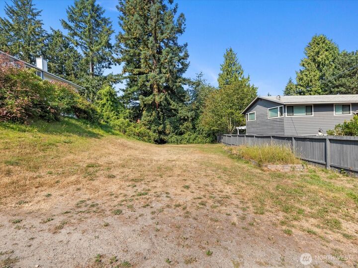 Property Photo:  88 Xx  Earl Avenue NW  WA 98117 