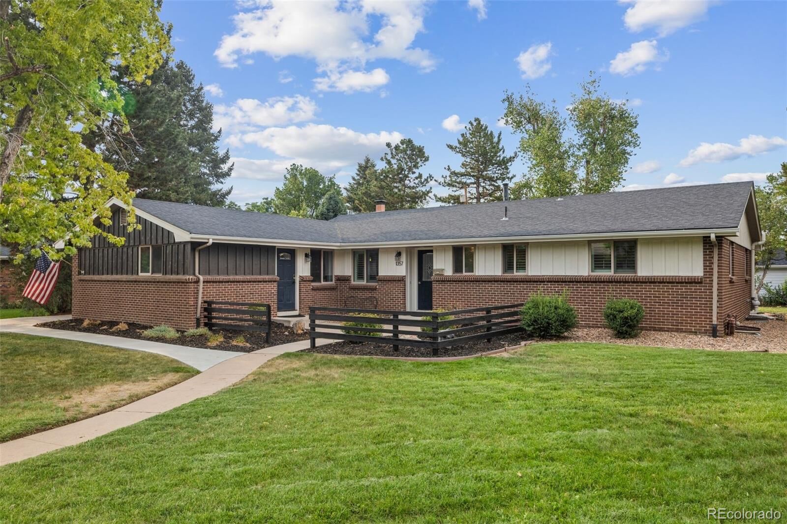 Property Photo:  1357 E Euclid Avenue  CO 80121 