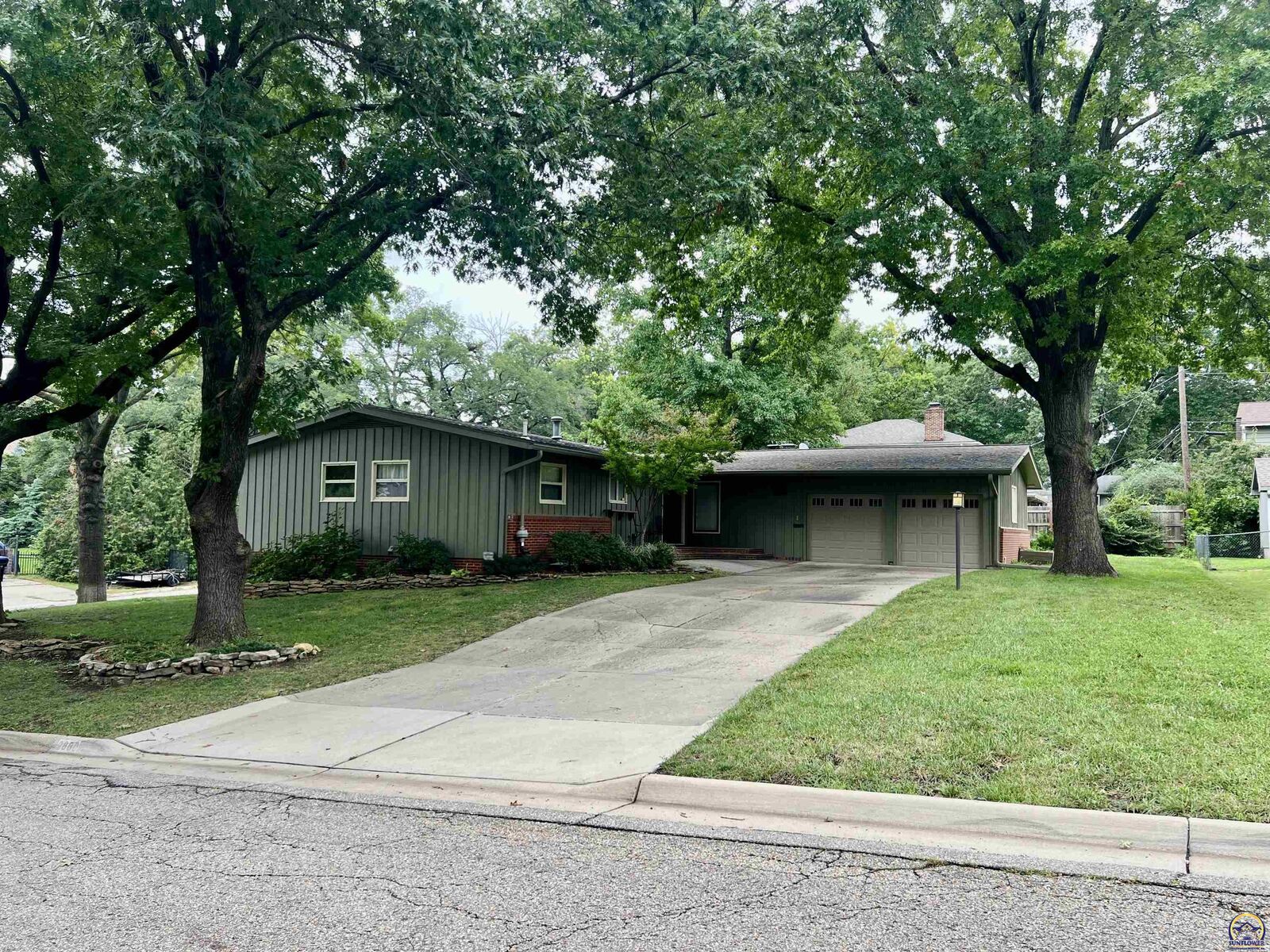 Property Photo: 2860 SW Plass Ave KS 66611