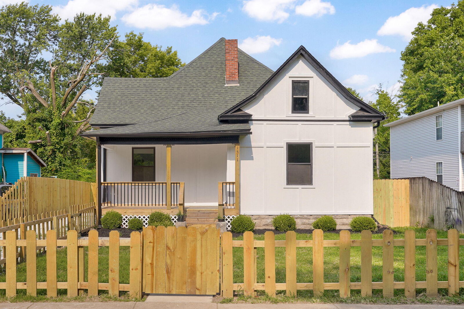 Property Photo: 1511 N Missouri Avenue MO 65803