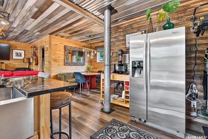 Property Photo:  459 5th Street E  SK S0G 4C0 