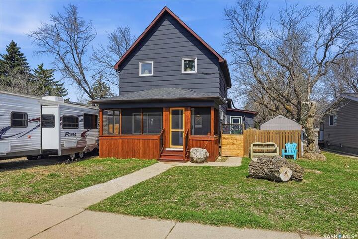 Property Photo: 56 Iroquois Street W SK S6H 5A5