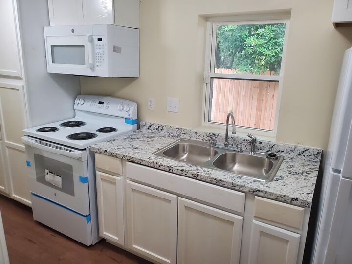 Property Photo:  124 Green Swamp Road  SC 29150 