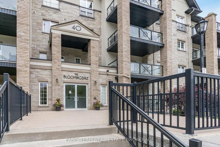 Property Photo: 40 Ferndale Drive S 210 ON L4N 2L3