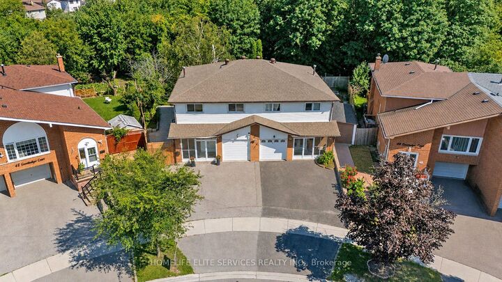 Property Photo: 44 Greenhedges Court ON M1B 1T2