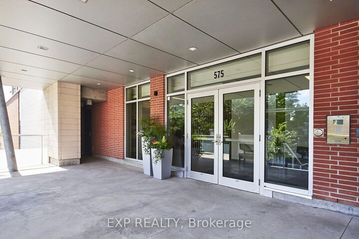Property Photo: 575 Byron Avenue 203 ON K2A 1R7