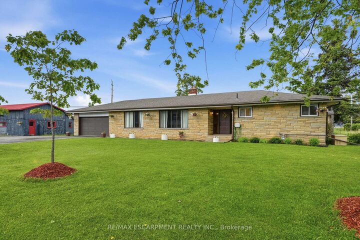 Property Photo:  1408 Edgewood Road  ON L8N 2Z7 