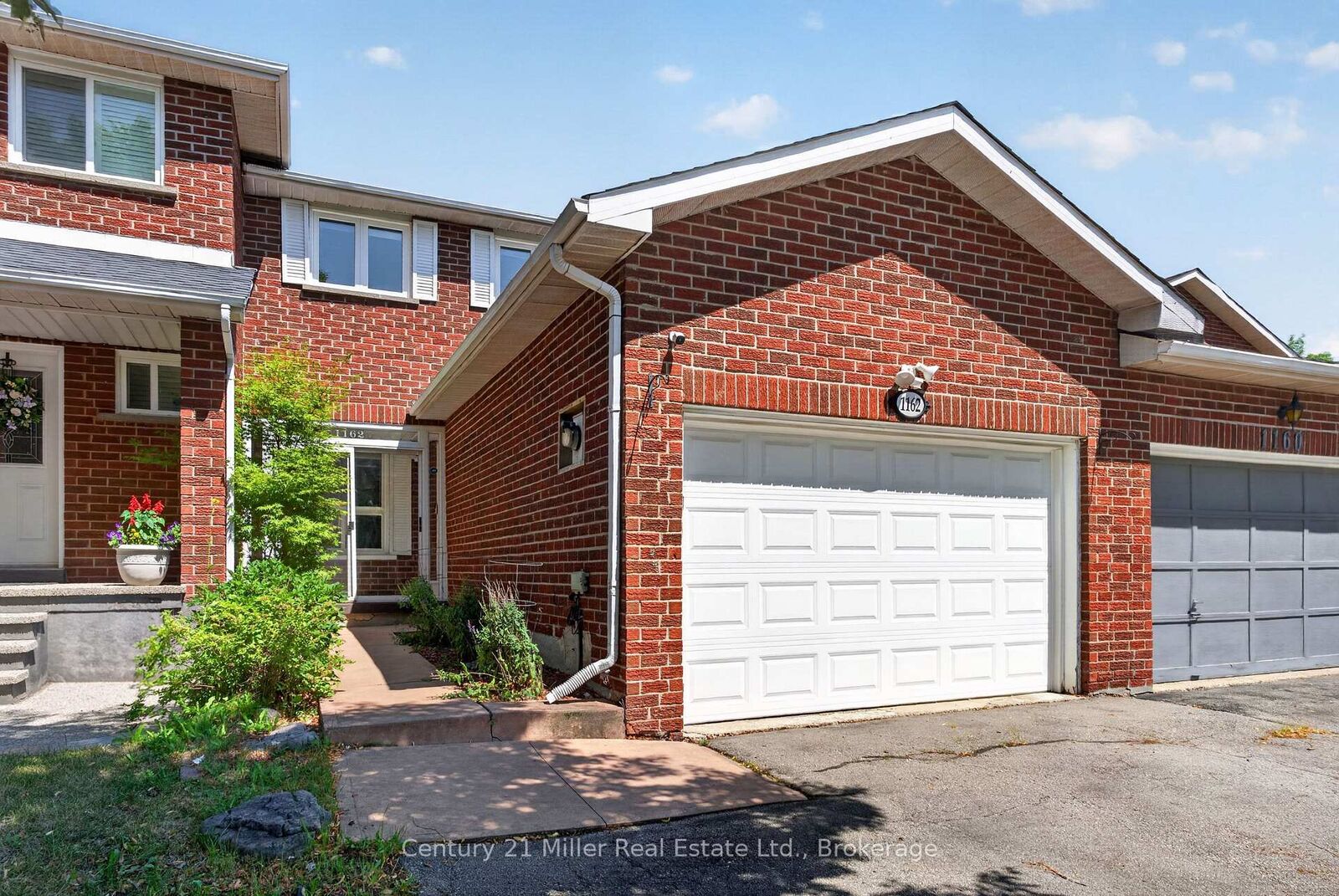 Photo de la propriété: 1162 Avondale Drive ON L6H 5L5