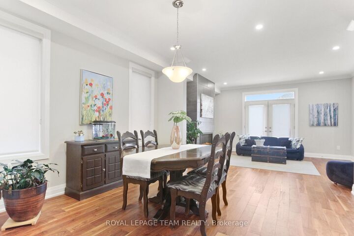 Property Photo: 119 Discovery Street ON K2S 0Z9