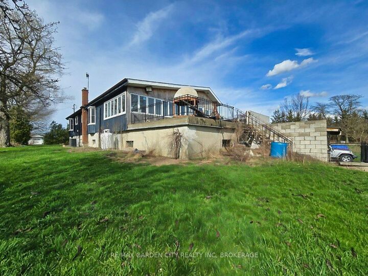 1030 Metler Road — photo 1
