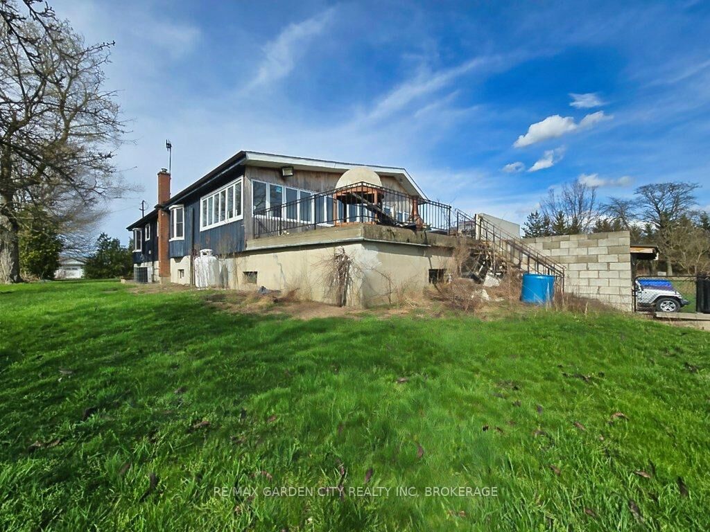 Property Photo: 1030 Metler Road ON L0S 1C0