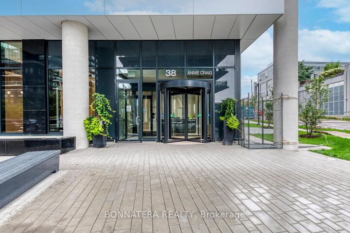 Property Photo:  38 Annie Craig Drive 3408  ON M8Z 0B4 
