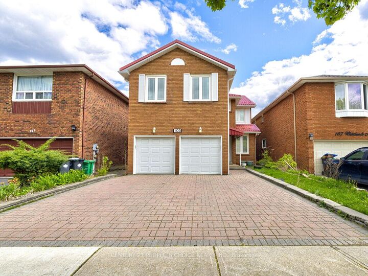 Property Photo:  103 Whitchurch Mews  ON L5A 4B2 