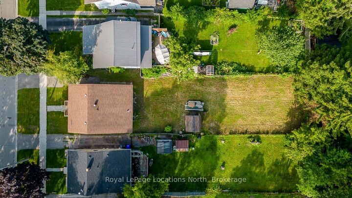 Photo de la propriété:  107 Eighth Street  ON L9Y 2C6 