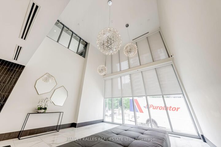 Property Photo: 50 Dunfield Avenue Lph19 ON M4S 0E4