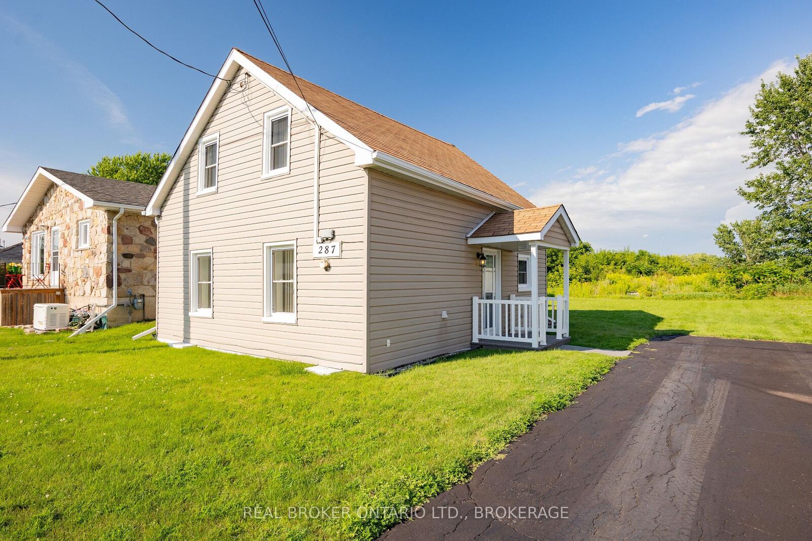 Property Photo: 287 East Boundary Road ON K0C 1A0