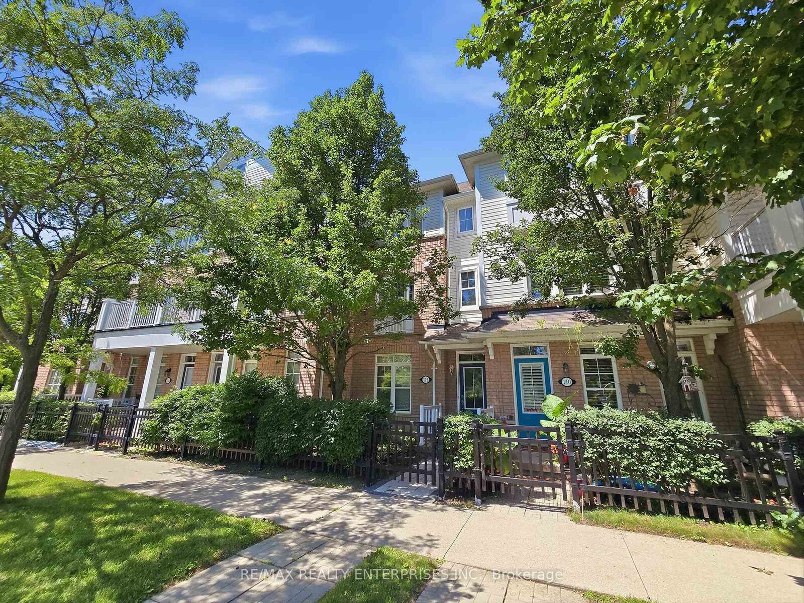 Property Photo:  112 Harbourside Drive  ON L1N 0H7 