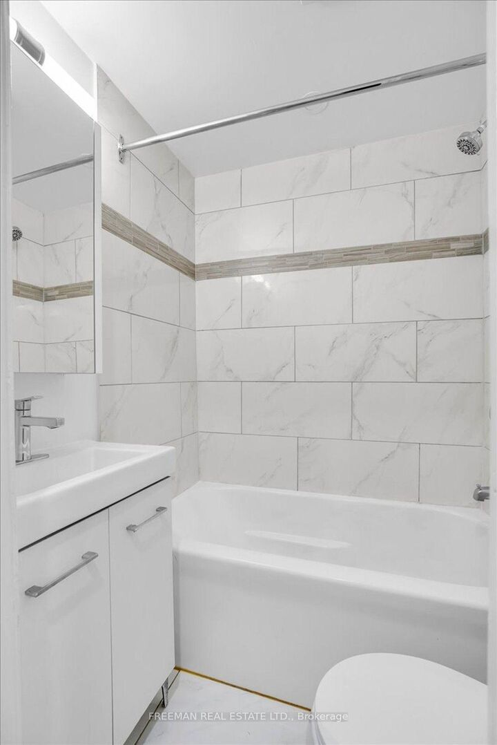 Property Photo: 15 Thorburn Avenue 104 ON M6K 1C4