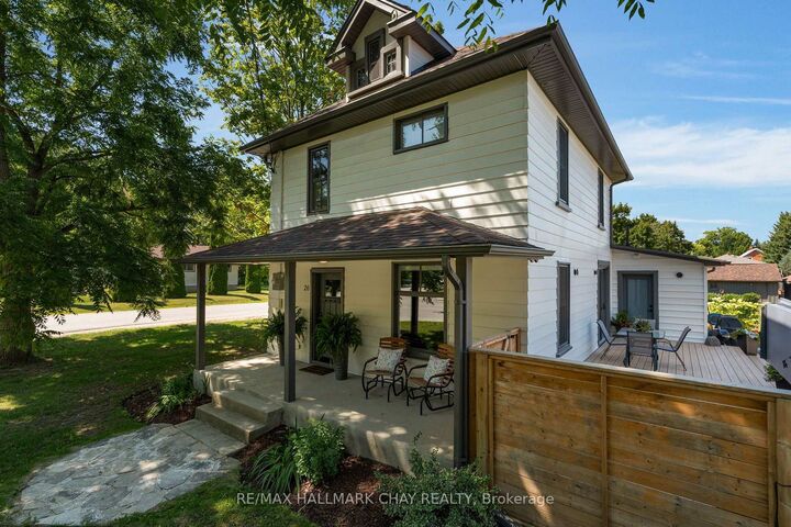 Property Photo: 26 Edward Street W ON L0M 1G0