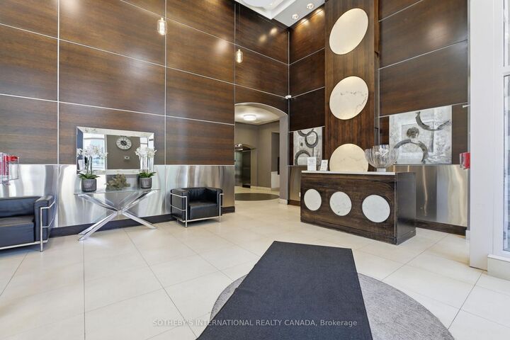 Photo de la propriété: 25 Town Centre Court 3208 ON M1P 0B4